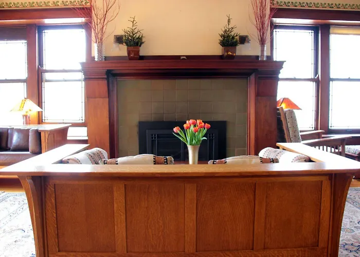 Mendota Lake House Bed And Breakfast (Adults Only)